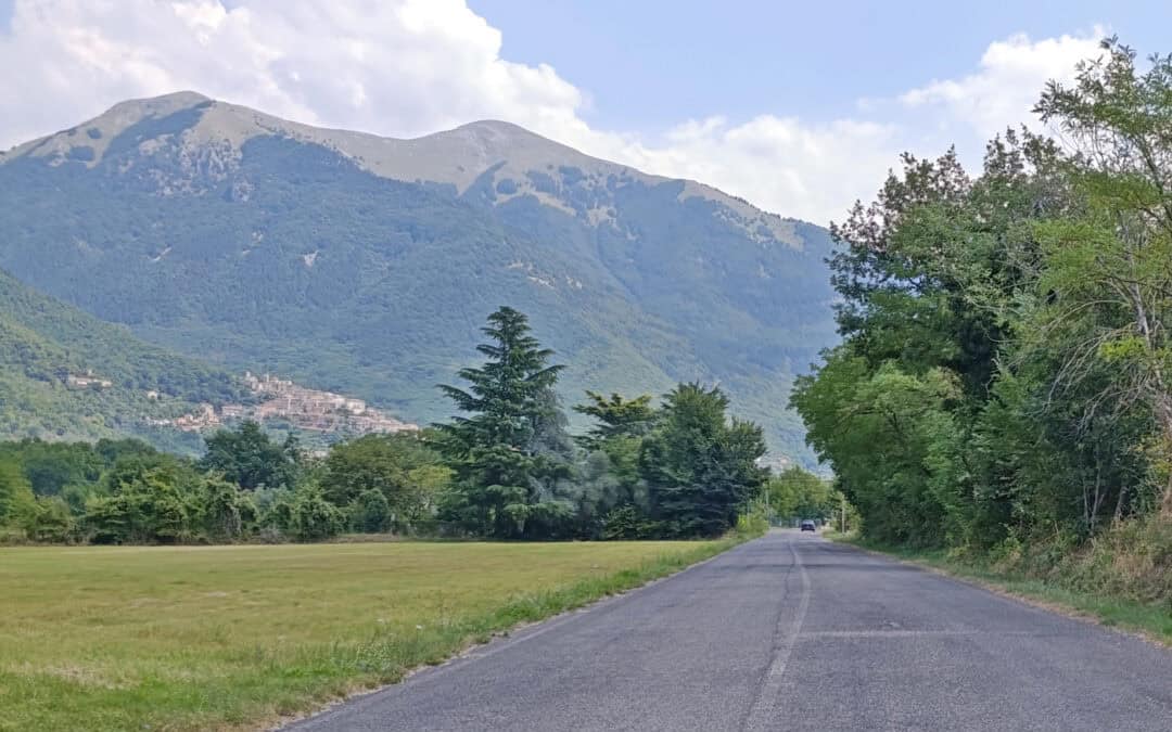 Viaggiare nel silenzio in bicicletta.